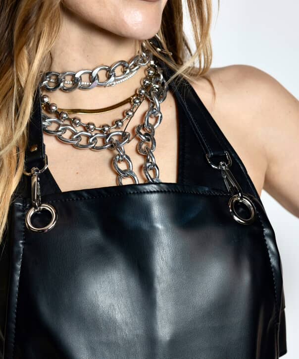 The Vanta Underground Apron – Larisa Love